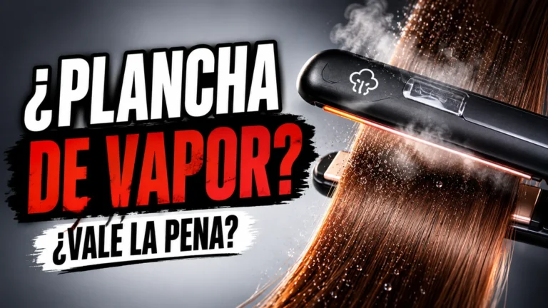 Plancha de vapor negra alisando un mechón de pelo castaño mientras libera una nube de vapor